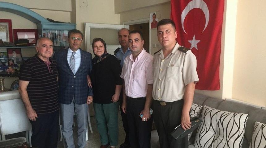 Pamuk: "bu Memleket, Vatanını Seven Kahraman Askerlerimize Her Zaman Sevgi Ve Saygı Duyar"