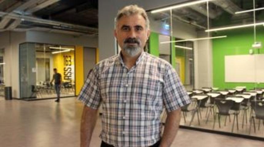 Do&ccedil;. Dr. R. Kutay Karaca: "batı; Afganistan, Irak Ve Suriye&rsquo;yi Aynı Kadere Mahkum Ediyor"