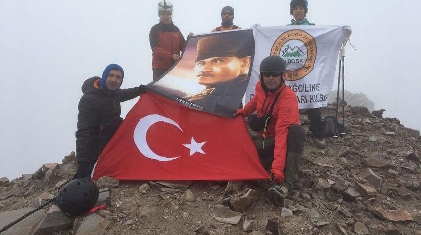 Zafer Bayramı&rsquo;nı Zirvede Kutladılar