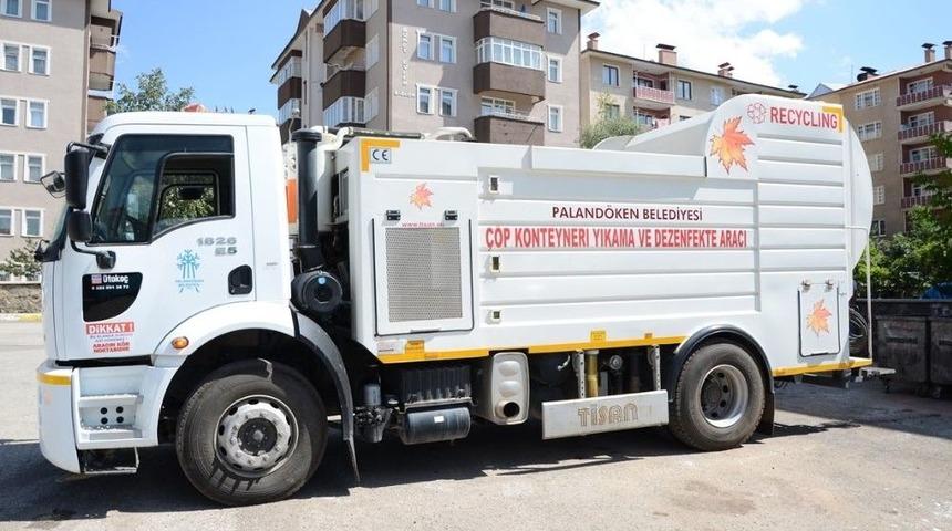 Paland&ouml;ken Belediyesi, &Ccedil;&ouml;p Konteyneri Yıkama Ve Dezenfekte Aracını Hizmete Soktu