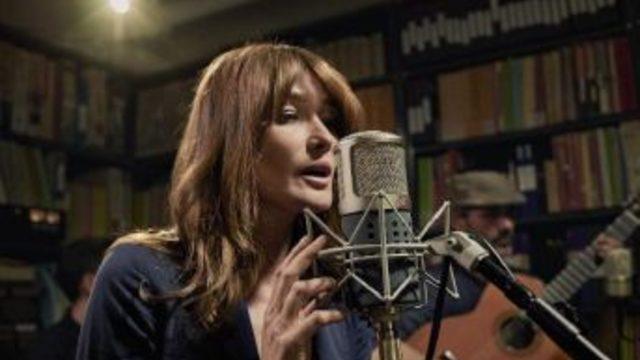 Carla Bruni İstanbul’A Geliyor