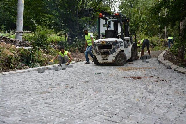 Kartepe Dağ Grup Yolu’nda Asfaltlama Çalışmaları Başladı