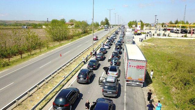 Kapıkule’de Kuyruk Çilesi Havadan Görüntülendi