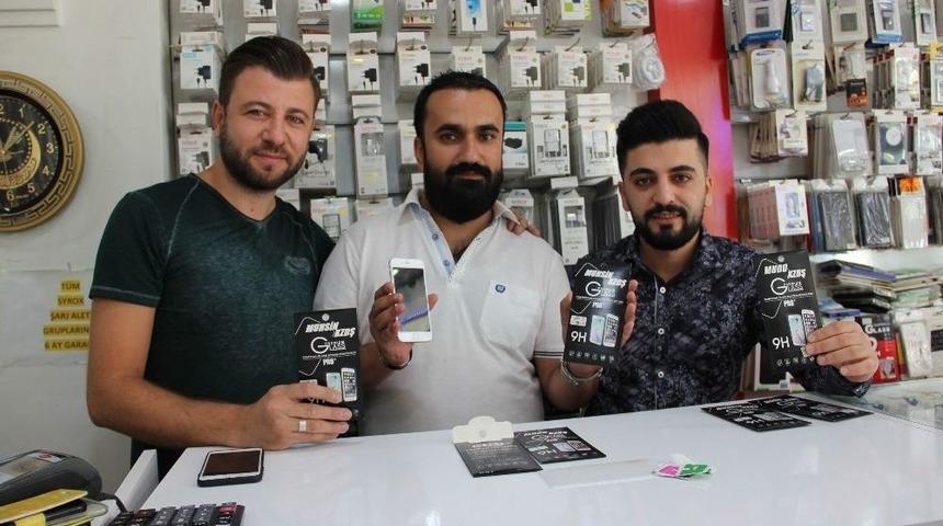 Kırılmaz Cam Testi Paylaşım Rekorları Kırıyor