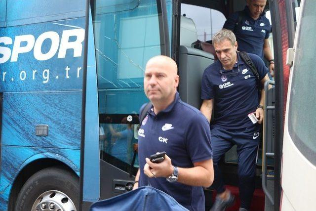 Trabzonspor İzmir’e Gitti