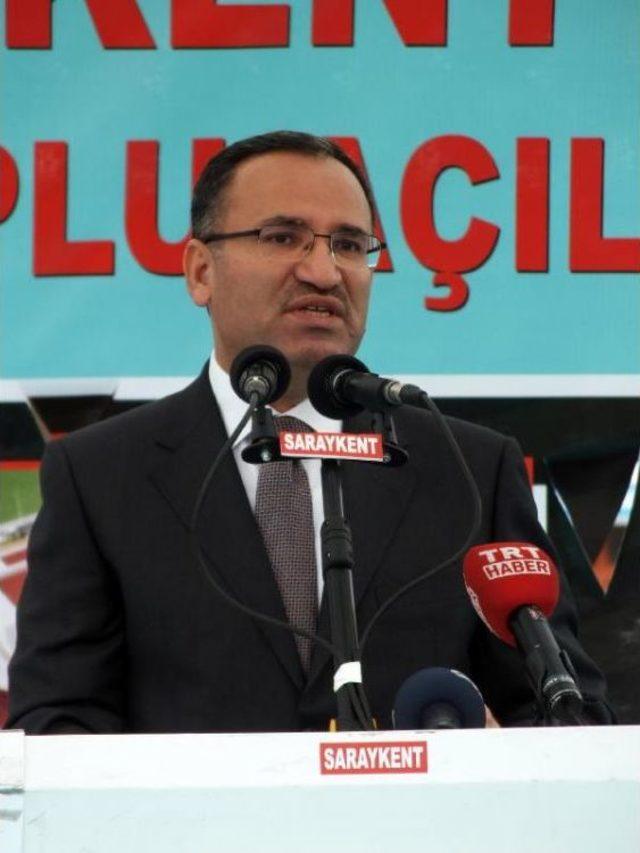 Bozdağ: Chp Işler Kötüye Gittiğinde Zil Takıp Oynayacak Hale Geliyor