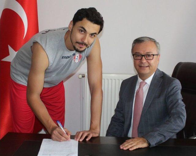 Anakentspor’da Yeni Transferler İmzaları Attı