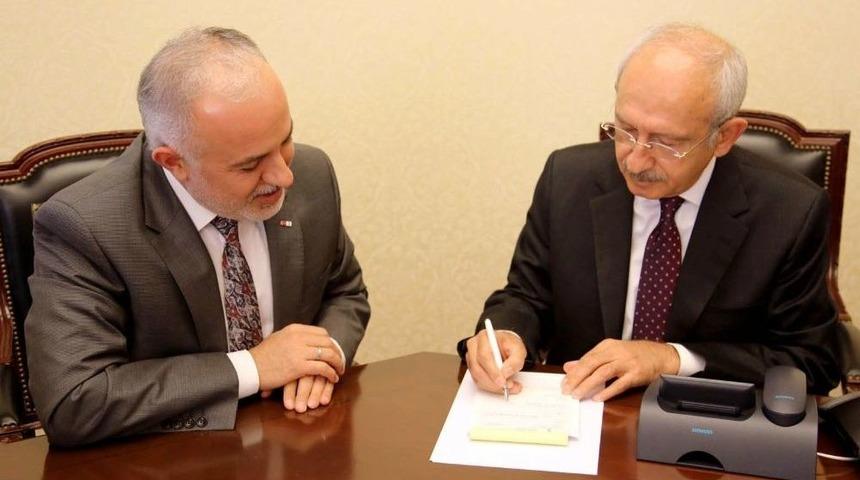 Kılı&ccedil;daroğlu, Kurban Vekaletini Kızılay&rsquo;a Verdi