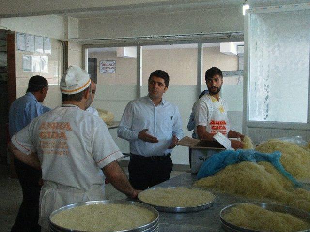 Özalp’ta Baklava İmalathaneleri Denetlendi