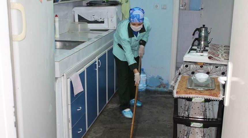 Yaşlılar Ve Engelilere &Ouml;zel İlgi