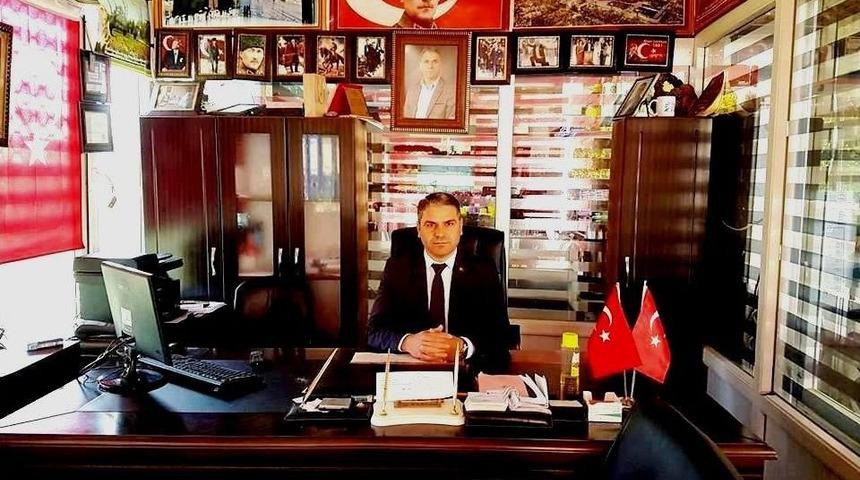 Hayırsever Muhtar Mahallesine Okul Yaptırıyor