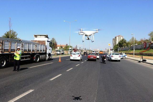 Malatya’da Bayram Trafiğine Drone’li Denetim