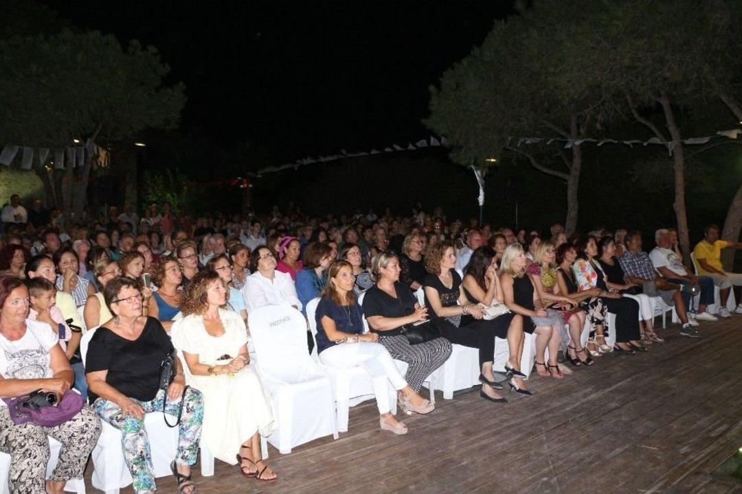 G&uuml;vercinada&rsquo;da Caz Konseri