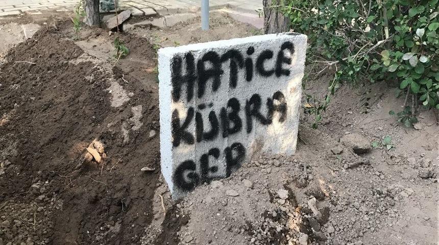 Konya&rsquo;da 5&rsquo;inci Kattan D&uuml;şerek Hayatını Kaybeden &Ccedil;ocuk Toprağa Verildi