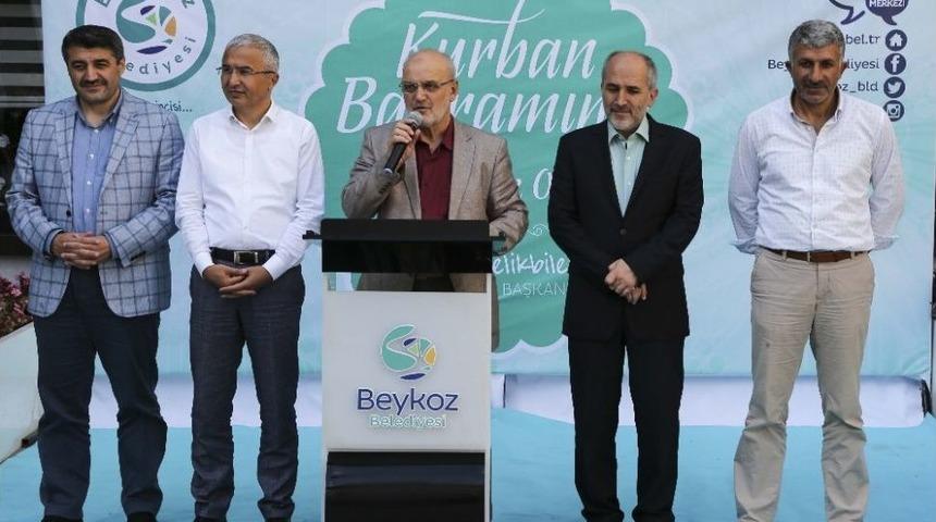 Başkan &Ccedil;elikbilek Belediye Personeliyle Bayramlaştı