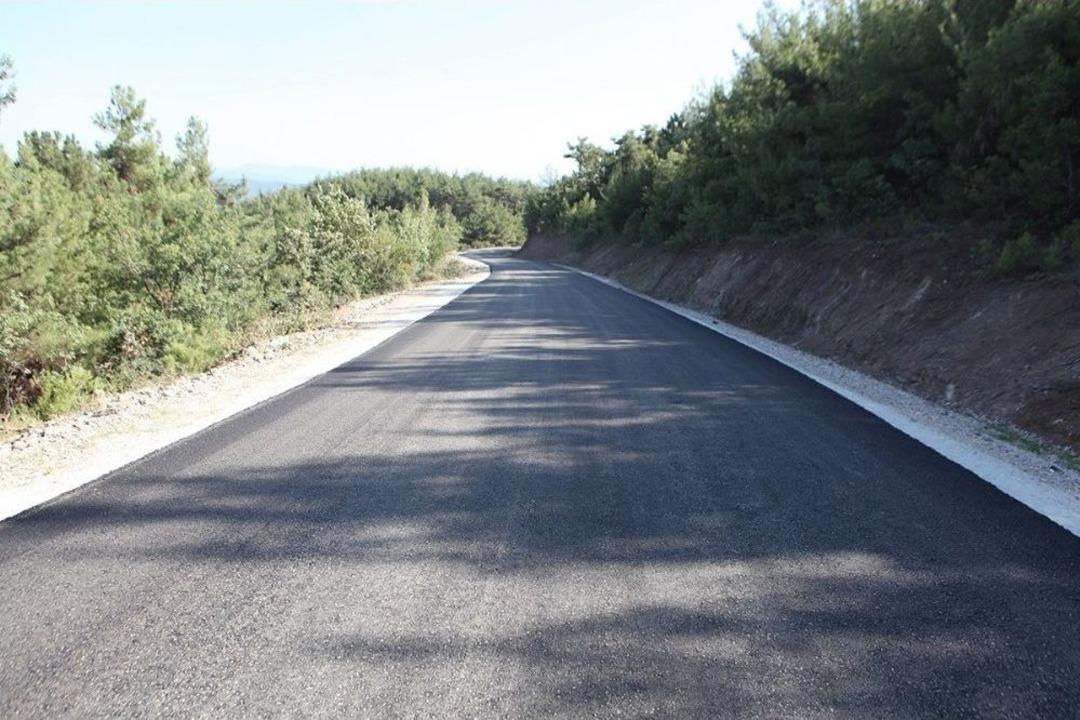 Pamukova&rsquo;da Sıcak Asfalt &Ccedil;alışmaları Devam Ediyor