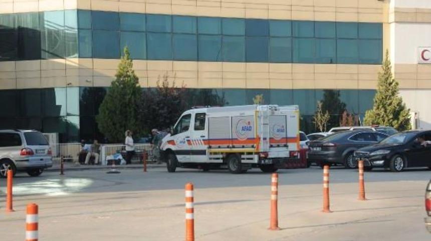 Hastanede Gaz Sızıntısı; Hastalar Tahliye Ediliyor (2)