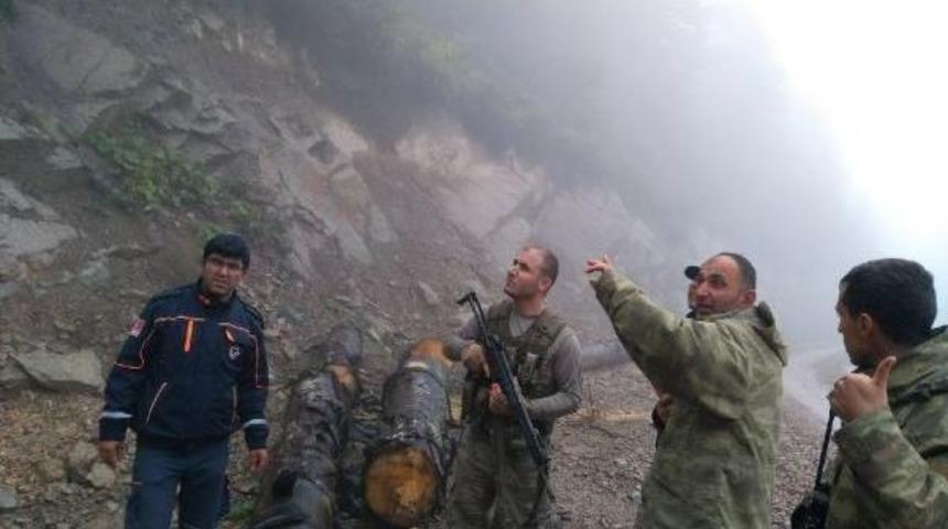 Ormanda Kaybolan 2 Kişiden Biri &Ouml;ld&uuml;