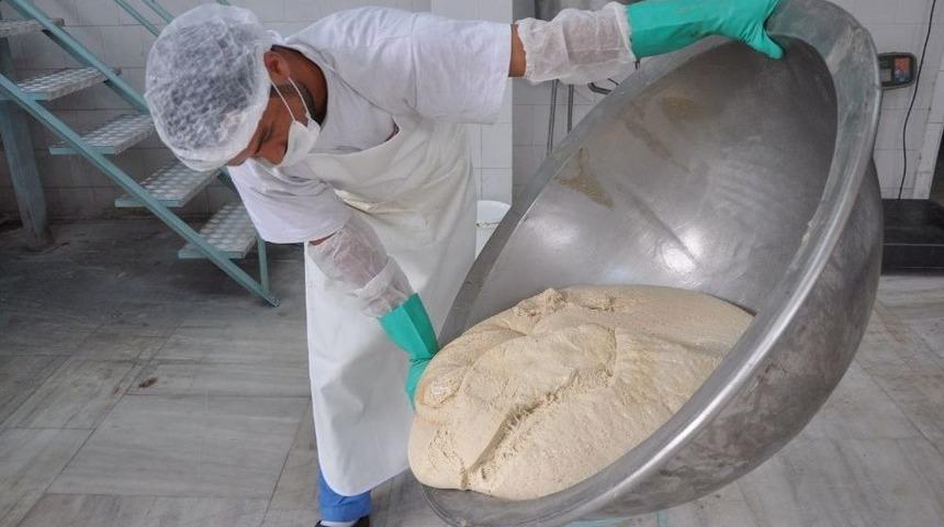 Dededen Toruna 5 Kuşak Helva İmalatı