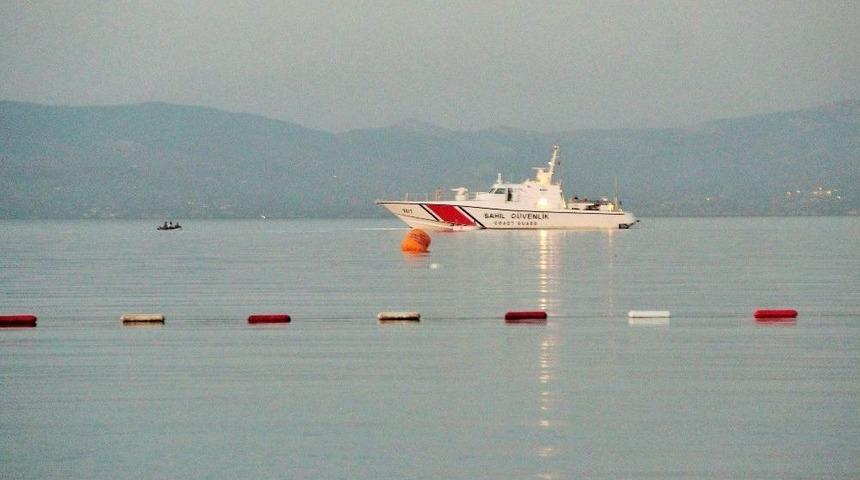 Bodrum&rsquo;da S&uuml;rat Teknesi &Ccedil;ayır &Ccedil;ayır Yandı; 2 Kişi Yaralandı