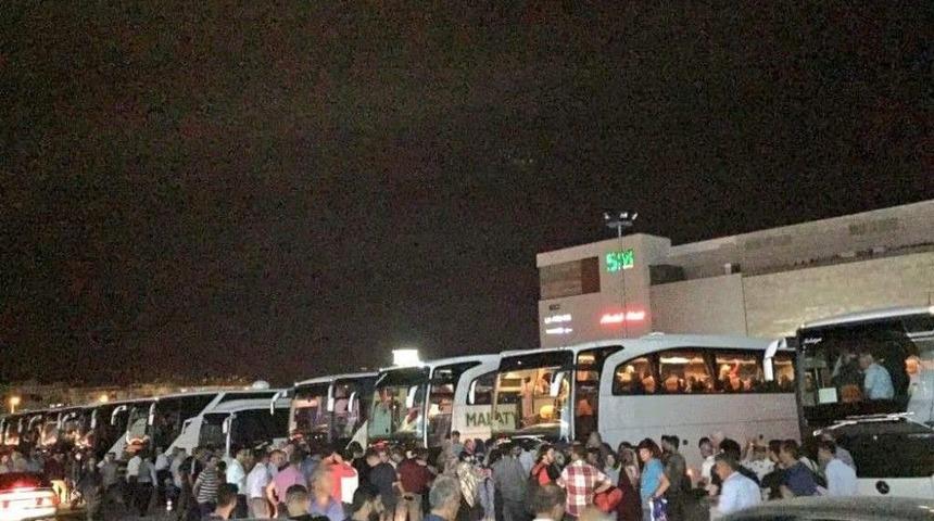 20 Otob&uuml;s İle Malazgirt&rsquo;e Gittiler