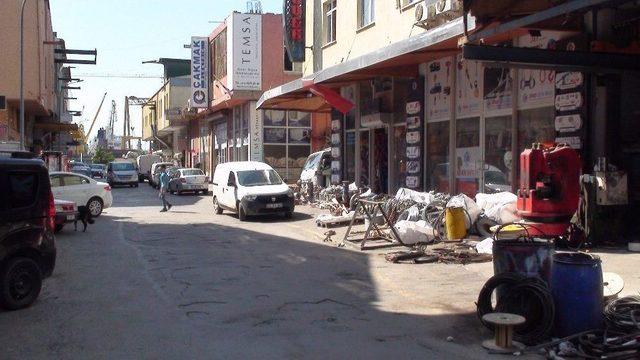 (&ouml;zel Haber) Sanayi Esnafını Bezdiren Kadın Hırsızlar Kamerada 3