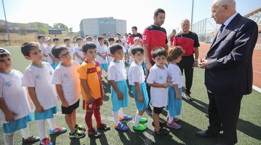 Yenimahalle’nin Minik Sporcuları Mezun Oldu