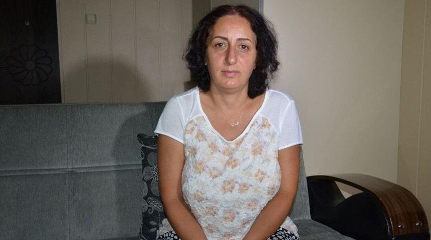 Marketten Aldıkları Ekmekten Çivi Çıktı, Dişini Kırdı