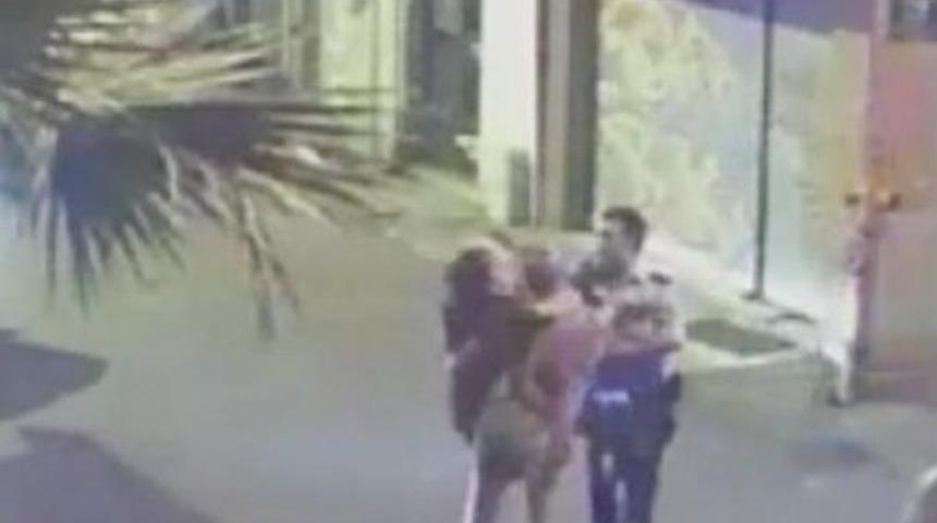 Alsancak'ta Taciz Mağduru Gen&ccedil; Kızların Tartaklanmasında Polise Tahliye