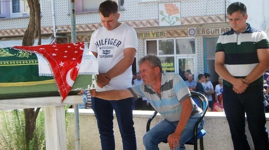 Kazada &Ouml;len Malkaralı Gence G&ouml;z&uuml; Yaşlı Veda