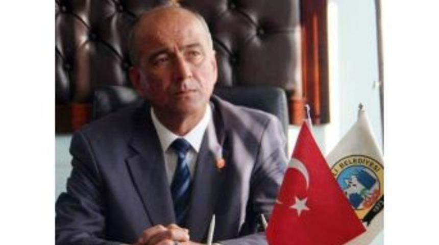 Belediye Başkanın Katıldığı D&uuml;ğ&uuml;nde Silahlı Kavga: 17 G&ouml;zaltı