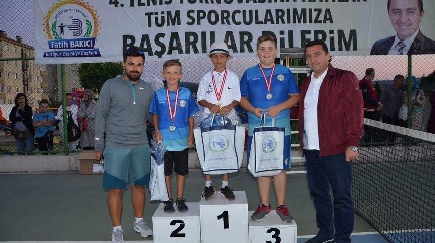 4. Tenis Turnuvası Sona Erdi