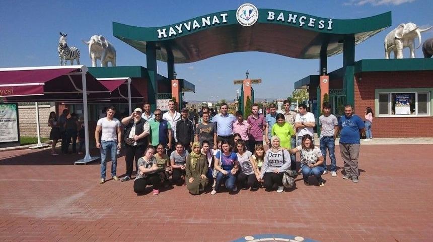 Engelli Gençler Ülkücü Ağabeyleri İle Güzel Bir Gün Geçirdi