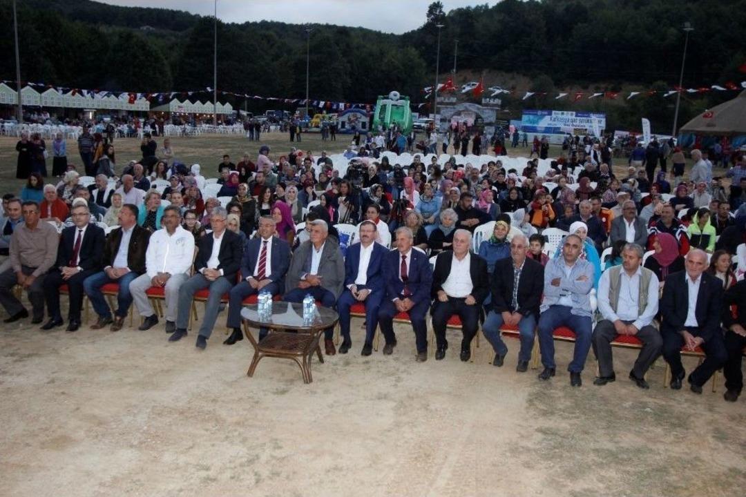 Kafkas Yaz Şenlikleri Resul Dindar Konseriyle Başladı