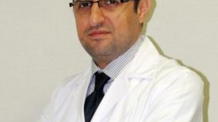 Ağır Y&uuml;k Kaldırma Ve Şiddetli &Ouml;ks&uuml;r&uuml;k Mide Fıtığı Nedeni