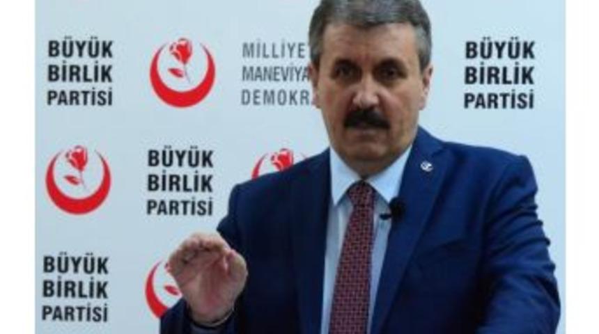 Mustafa Destici: Malazgirt Zaferi, T&uuml;rk Tarihi A&ccedil;ısından Değil, D&uuml;nya Tarihi A&ccedil;ısından Da D&ouml;n&uuml;m Noktasıdır