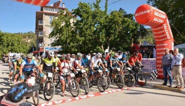 Çameli'de Dağ Bisikleti Maratonu 