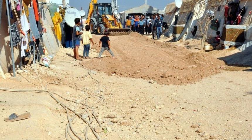 &Ccedil;adır Kente Elektrik Hatları İzole Ediliyor
