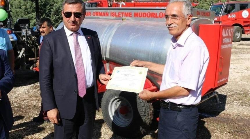 K&ouml;y Ve Mahalleleri Yangın S&ouml;nd&uuml;rme Tankeri