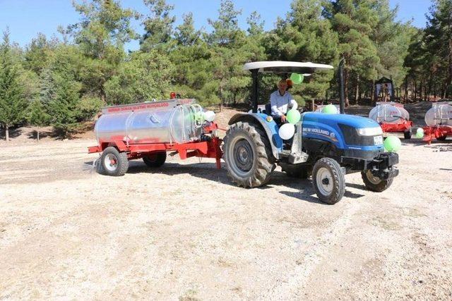 Köy Ve Mahalleleri Yangın Söndürme Tankeri