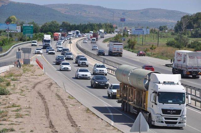 Tatilcilerin Çilesi Başladı