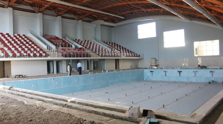 Siirt&rsquo;te Bin 500 Kişilik Y&uuml;zme Havuzu Yapılıyor