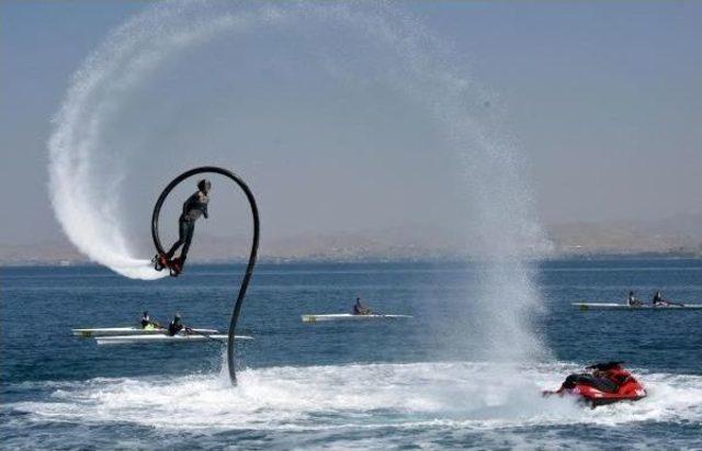 Van'da Su Sporları Festivali Başladı