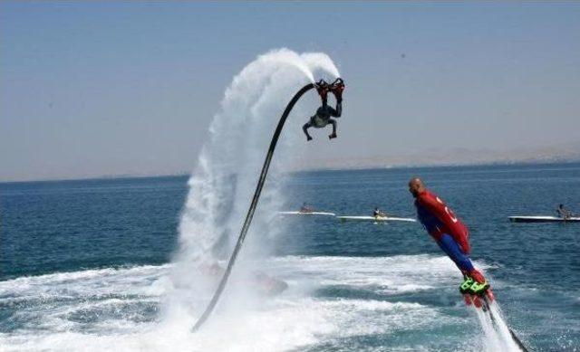 Van'da Su Sporları Festivali Başladı