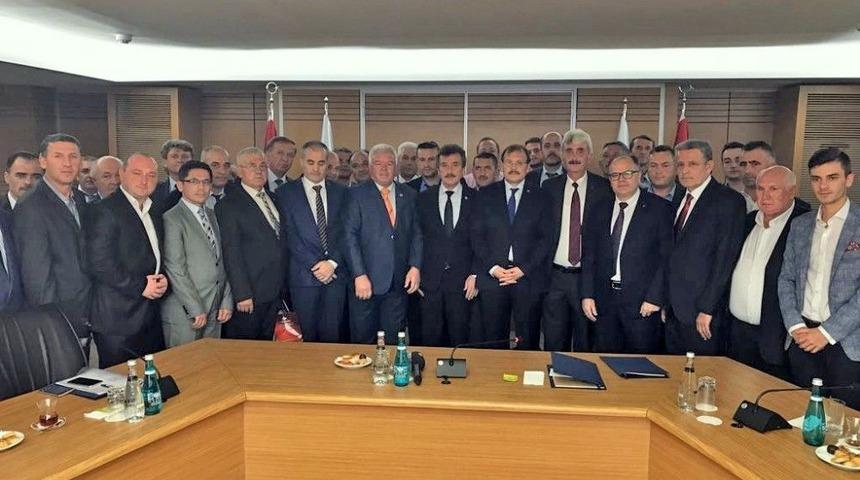 &Ccedil;avuşoğlu&rsquo;ndan Yenişehir&rsquo;e Destek S&ouml;z&uuml;