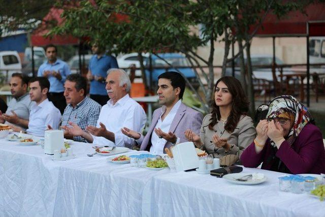 Kaymakam Erdem İçin Veda Yemeği Düzenlendi