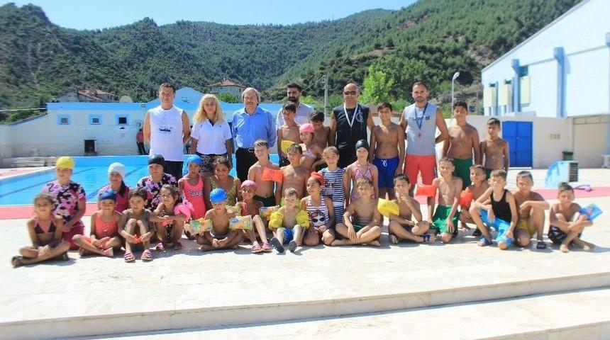 Osmaneli Belediyesi Yaz Spor Okulları Sona Erdi