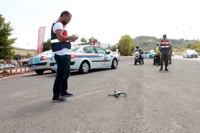 Bayram Trafiğinde Drone’lar Ceza Yağdırıyor