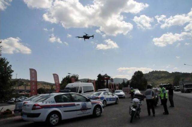 Yalova’Da Bayram Trafiğine ‘Drone’ Ile Denetim