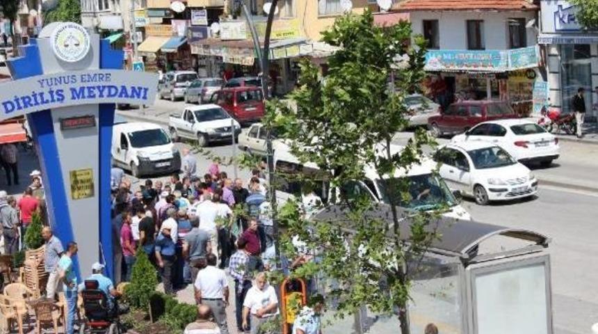 Cezaevi Firarisi Pompalı T&uuml;fekle 2 Kişiyi Yaraladı